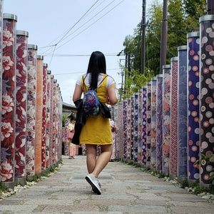 Meet your Posher, Lisa